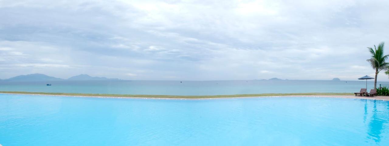 Golden Peak Resort & Spa Mieu Ong Exterior photo